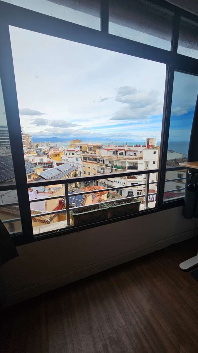 1 quarto Apartamento de Praia para venda em Torremolinos com piscina - 345 000 € (Ref: 9529486)