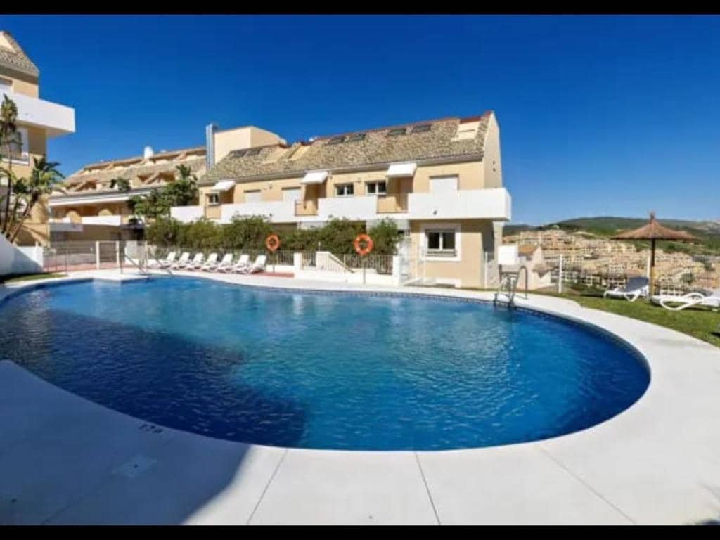 2 sovrum Lägenhet till salu i Manilva med pool garage - 262 650 € (Ref: 9533249)