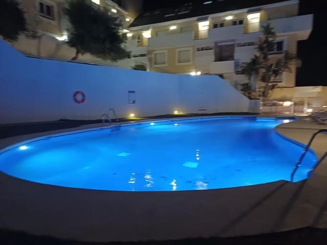 2 slaapkamer Flat te koop in Manilva met zwembad garage - € 262.650 (Ref: 9533249)