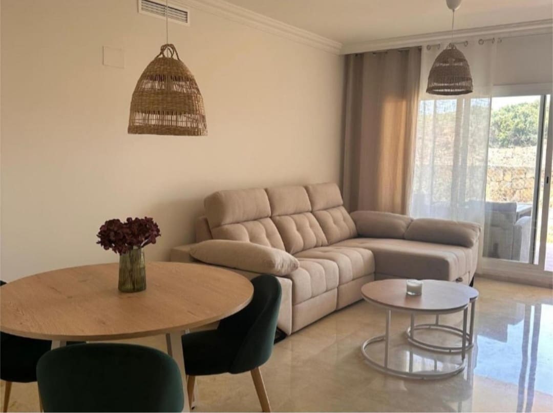 2 sovrum Lägenhet till salu i Manilva med pool garage - 262 650 € (Ref: 9533249)