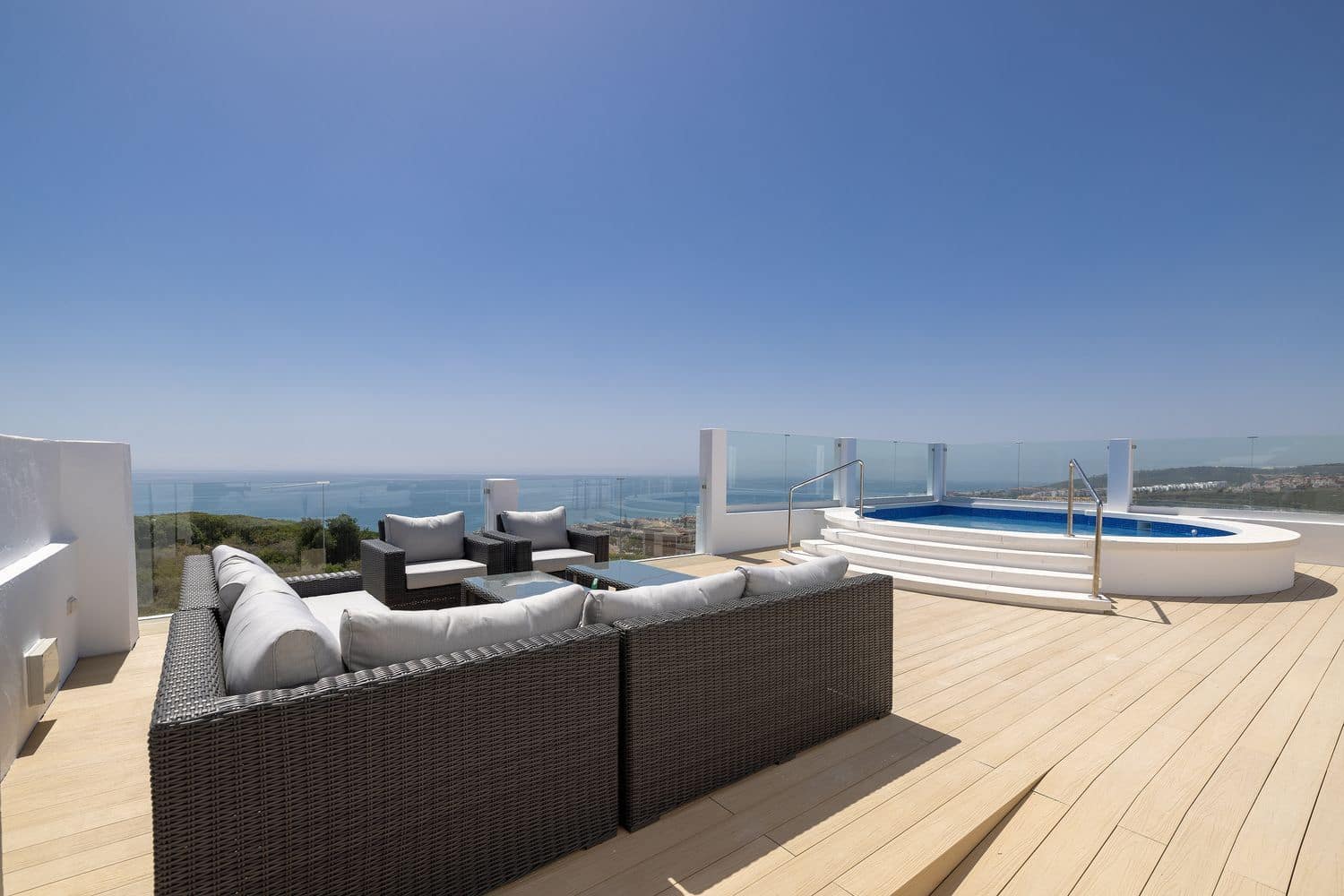 2 sovrum Lägenhet till salu i Manilva med pool garage - 262 650 € (Ref: 9533249)