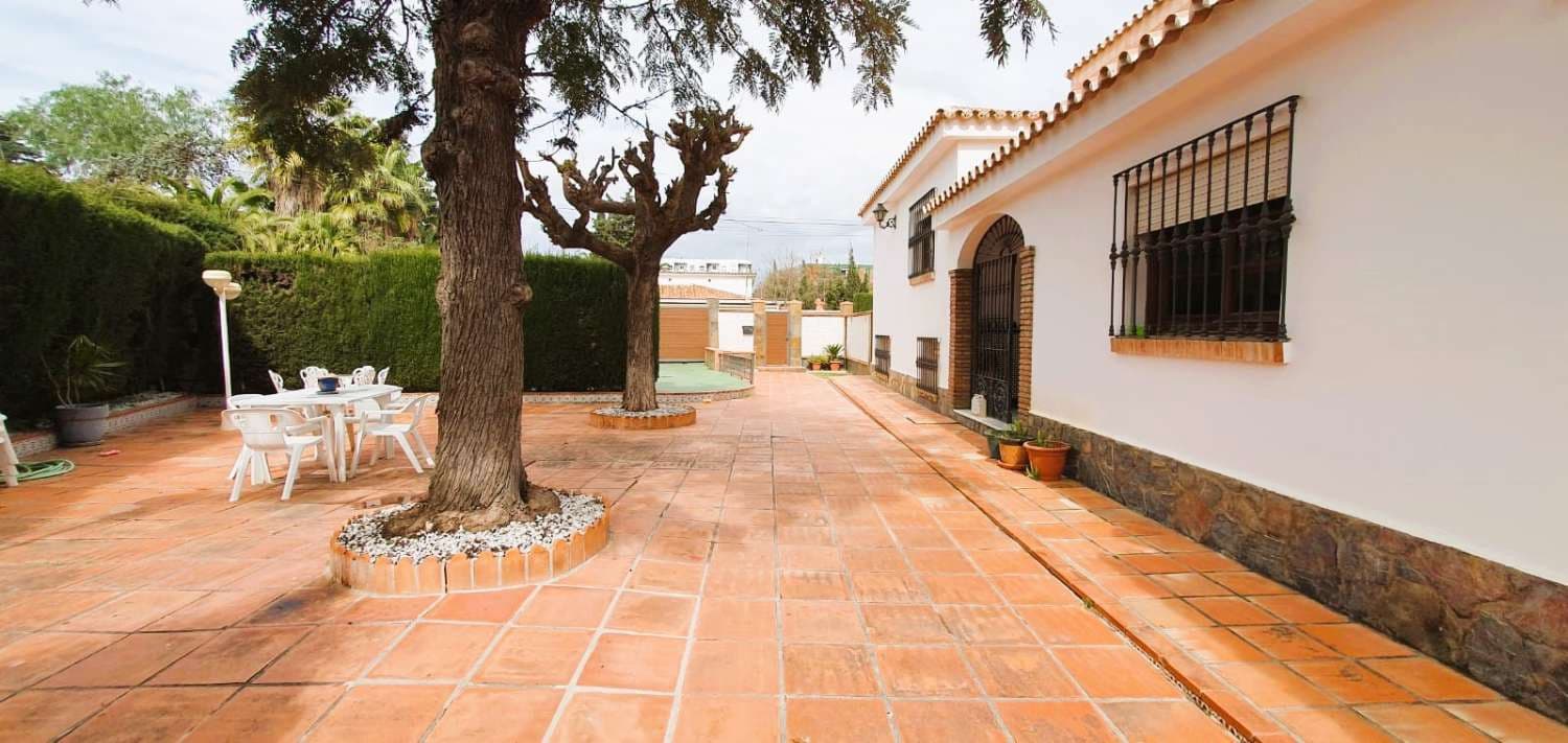 7 camera da letto Villa in vendita in Churriana con piscina - 890.000 € (Rif: 9533251)