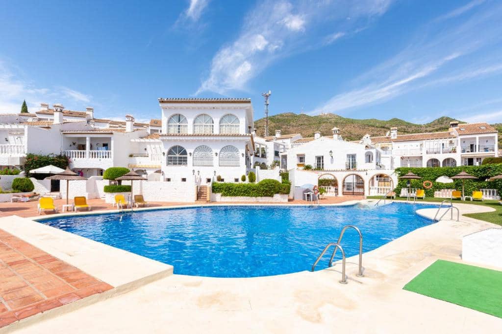 2 sypialnia Apartament przy plaży na sprzedaż w Benalmadena z basenem garażem - 299 000 € (Ref: 9533252)