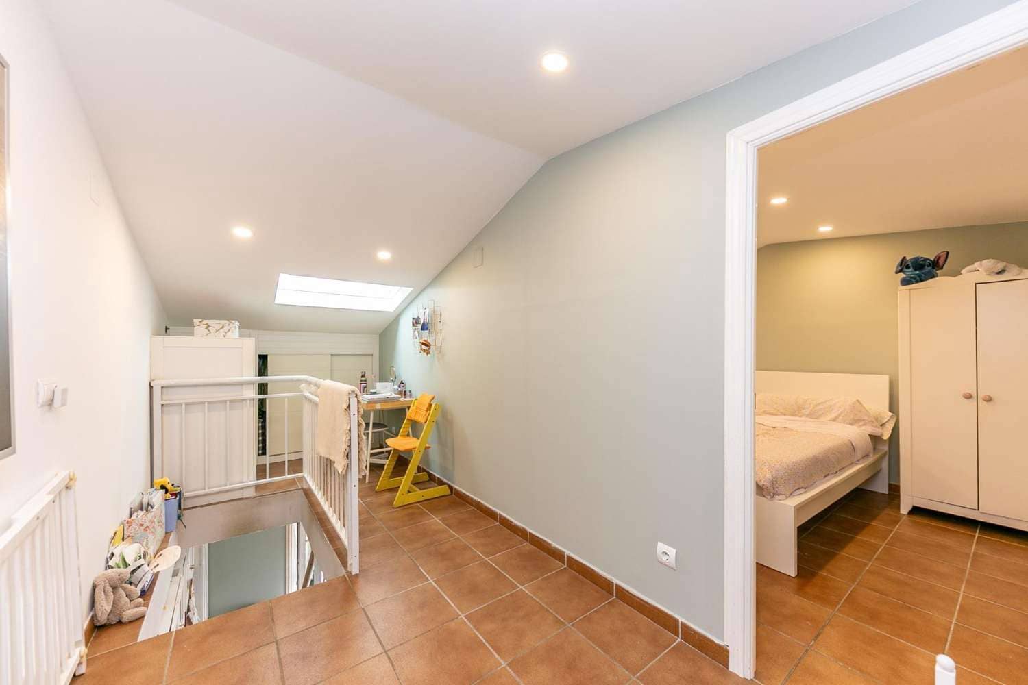 2 sypialnia Apartament przy plaży na sprzedaż w Benalmadena z basenem garażem - 299 000 € (Ref: 9533252)