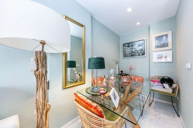 2 sypialnia Apartament przy plaży na sprzedaż w Benalmádena z basenem garażem - 299 000 € (Ref: 9533252)