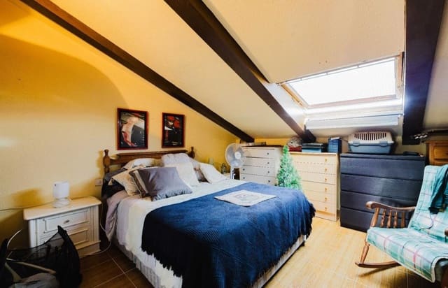 4 chambre Villa/Maison Mitoyenne à vendre à Alhaurín de la Torre avec piscine garage - 455 000 € (Ref: 9535643)