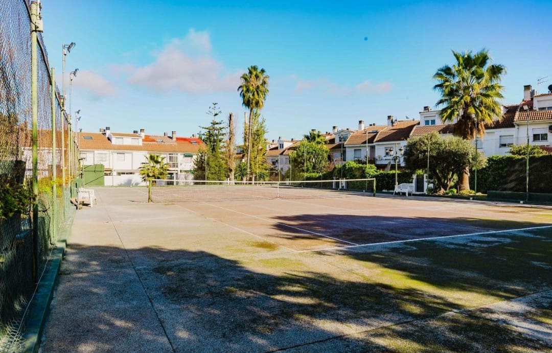 4 chambre Villa/Maison Mitoyenne à vendre à Alhaurin de la Torre avec piscine garage - 455 000 € (Ref: 9535643)