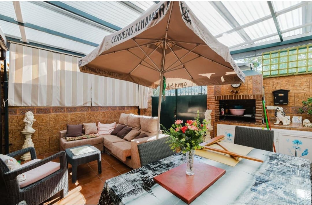 4 chambre Villa/Maison Mitoyenne à vendre à Alhaurin de la Torre avec piscine garage - 455 000 € (Ref: 9535643)