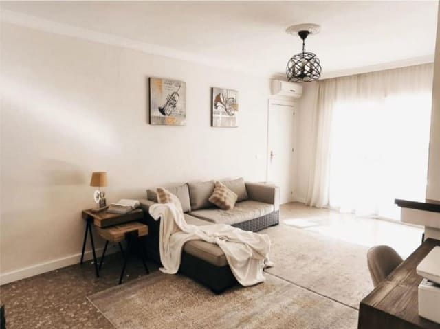 4 sovrum Radhus till salu i Marbella - 450 000 € (Ref: 9547721)