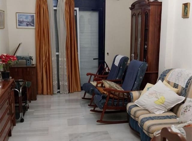 2 sypialnia Mieszkanie na sprzedaż w La Trinidad, Miasto Málaga z garażem - 303 000 € (Ref: 9557647)