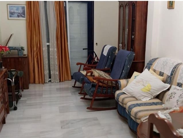 2 sypialnia Mieszkanie na sprzedaż w La Trinidad, Miasto Málaga z garażem - 303 000 € (Ref: 9557647)