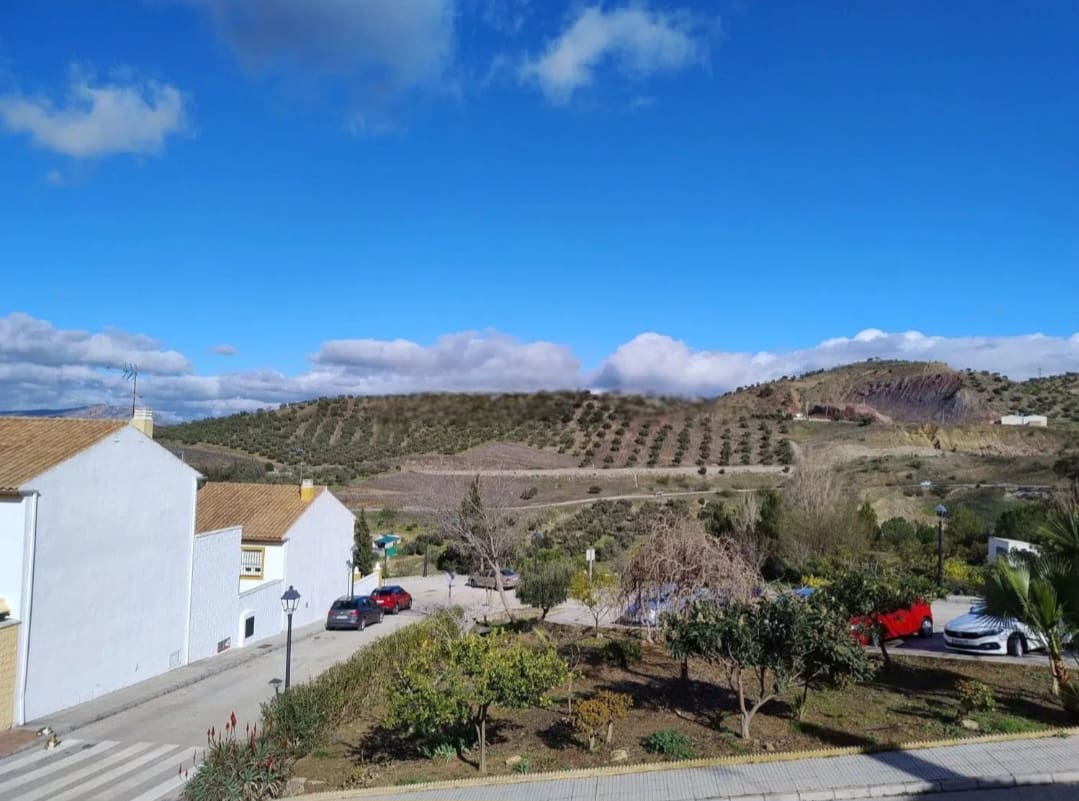 3 chambre Villa/Maison Mitoyenne à vendre à Ardales avec garage - 256 000 € (Ref: 9594704)