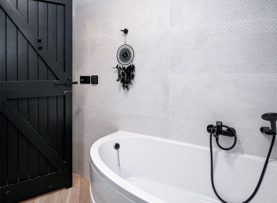 Chalet de 4 habitaciones en Alhaurín de la Torre en venta con piscina garaje - 975.000 € (Ref: 9607236)