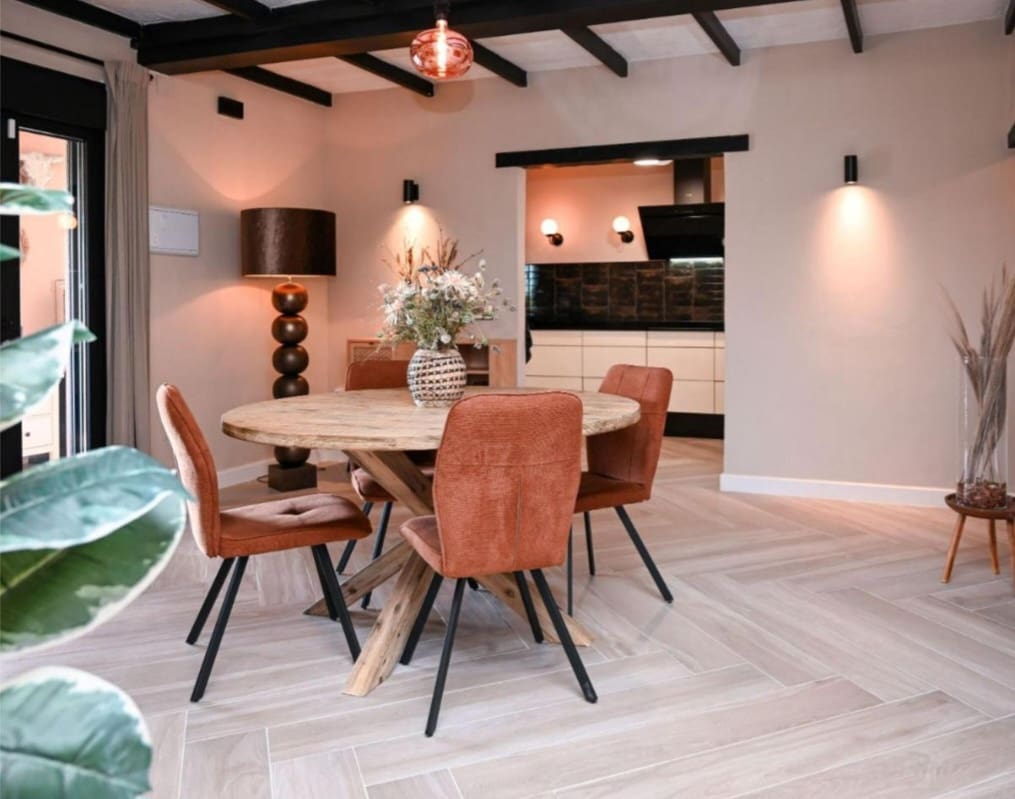 Chalet de 4 habitaciones en Alhaurín de la Torre en venta con piscina garaje - 975.000 € (Ref: 9607236)