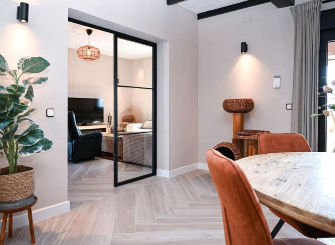 Chalet de 4 habitaciones en Alhaurín de la Torre en venta con piscina garaje - 975.000 € (Ref: 9607236)