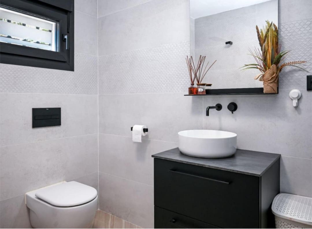 Chalet de 4 habitaciones en Alhaurín de la Torre en venta con piscina garaje - 975.000 € (Ref: 9607236)