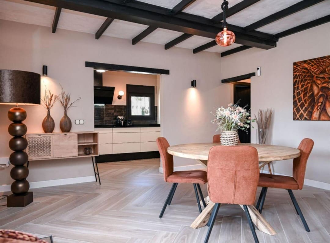 Chalet de 4 habitaciones en Alhaurín de la Torre en venta con piscina garaje - 975.000 € (Ref: 9607236)