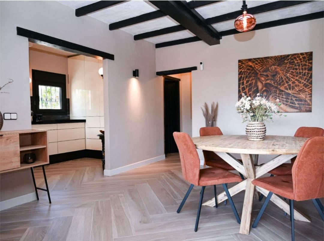 Chalet de 4 habitaciones en Alhaurín de la Torre en venta con piscina garaje - 975.000 € (Ref: 9607236)