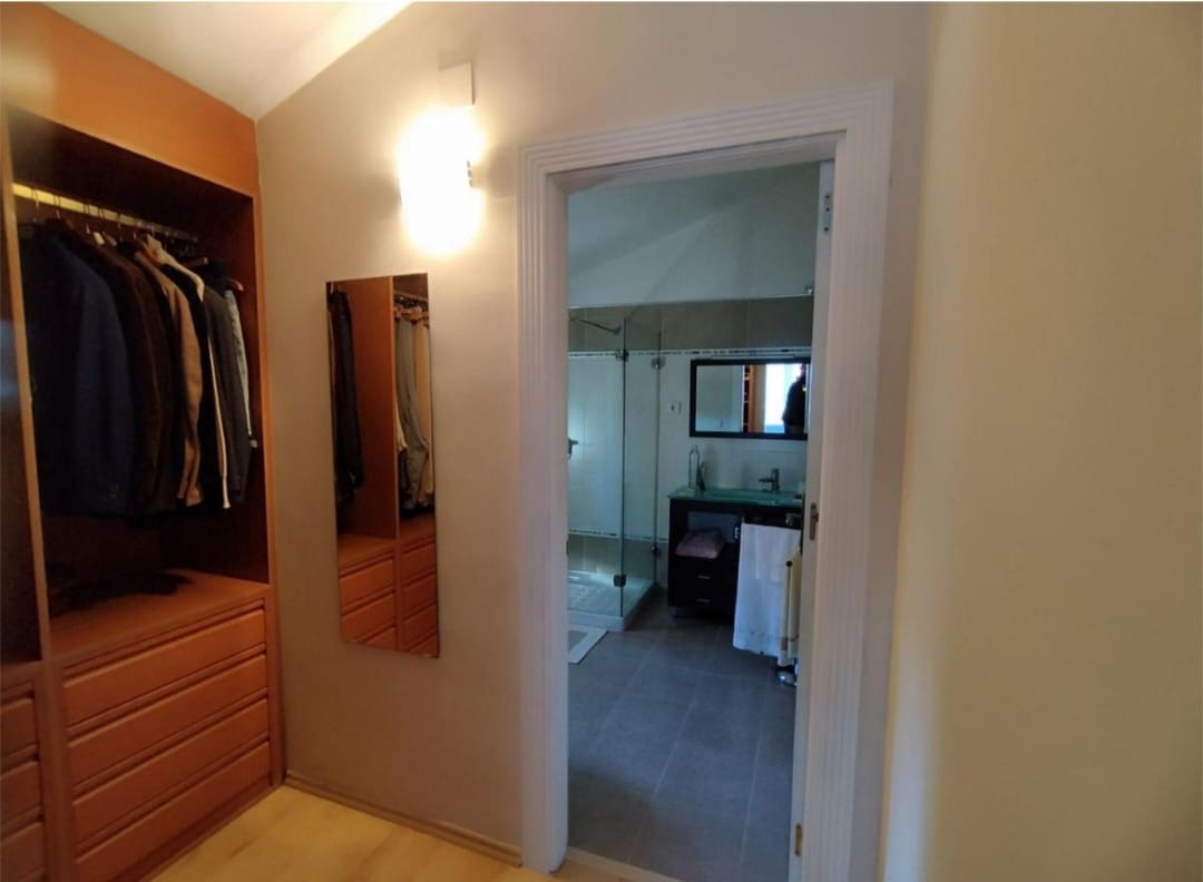 4 Zimmer Villa zu verkaufen in Alhaurin de la Torre mit Pool Garage - 880.000 € (Ref: 9618992)