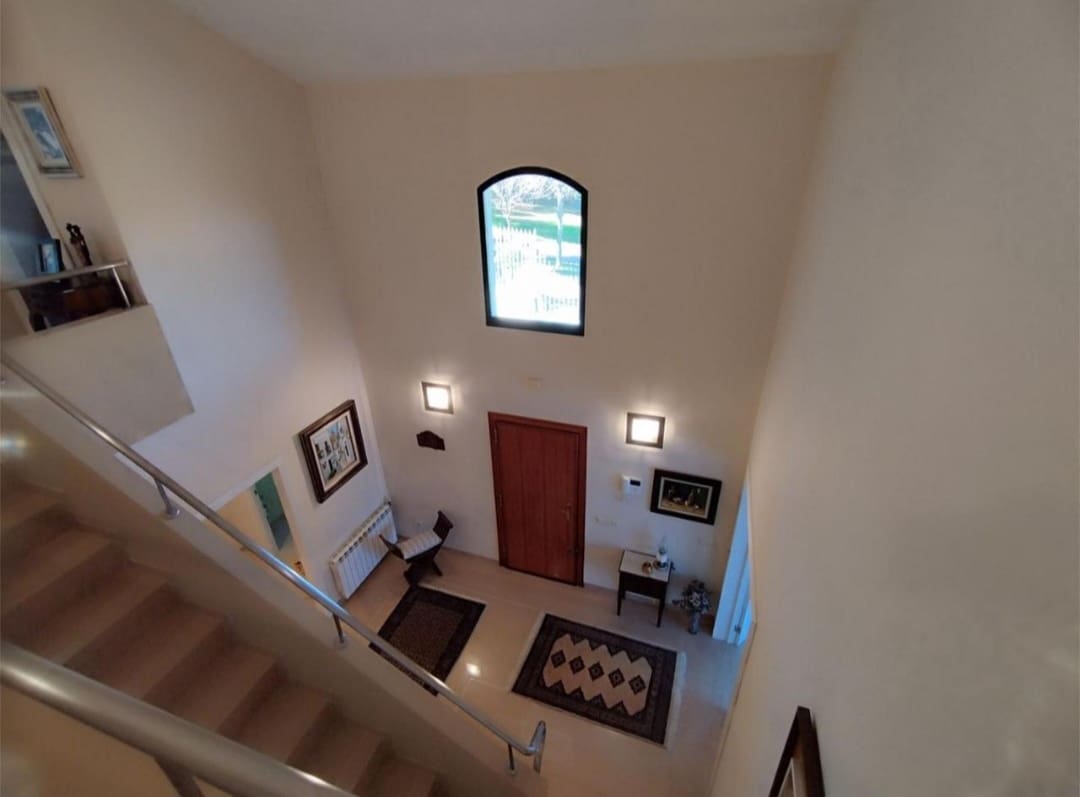 4 Zimmer Villa zu verkaufen in Alhaurin de la Torre mit Pool Garage - 880.000 € (Ref: 9618992)