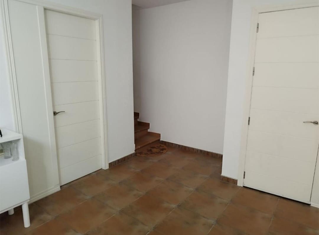 4 Zimmer Villa zu verkaufen in Alhaurin de la Torre mit Pool Garage - 880.000 € (Ref: 9618992)