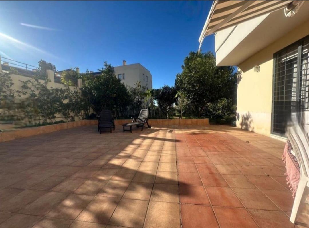 3 soveværelse Semi-Rækkehus til salg i Fuengirola med swimmingpool - € 592.250 (Ref: 9618993)