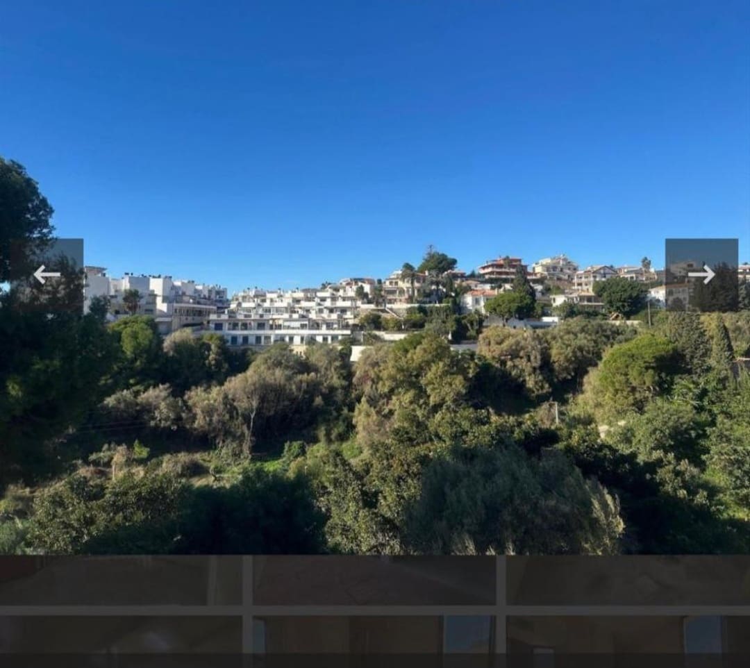 3 soveværelse Semi-Rækkehus til salg i Fuengirola med swimmingpool - € 592.250 (Ref: 9618993)