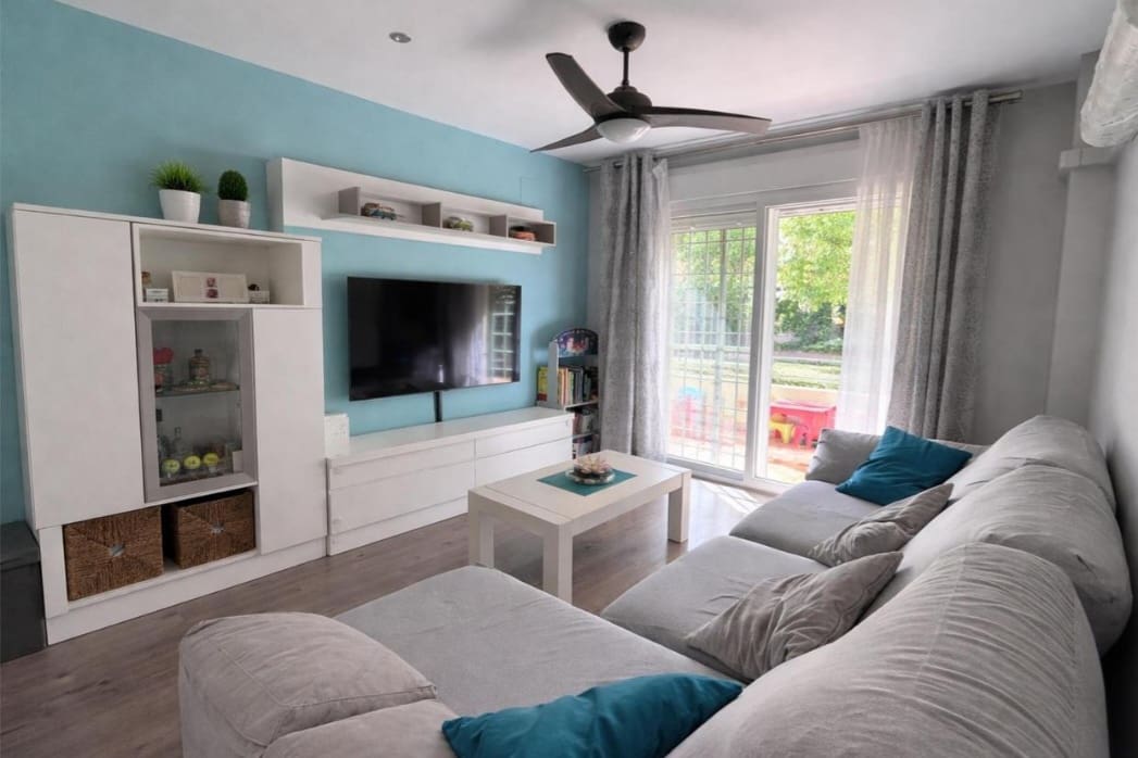 Piso de 3 habitaciones en Torremolinos en venta con piscina garaje - 350.000 € (Ref: 9618994)