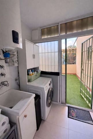 Piso de 3 habitaciones en Torremolinos en venta con piscina garaje - 350.000 € (Ref: 9618994)