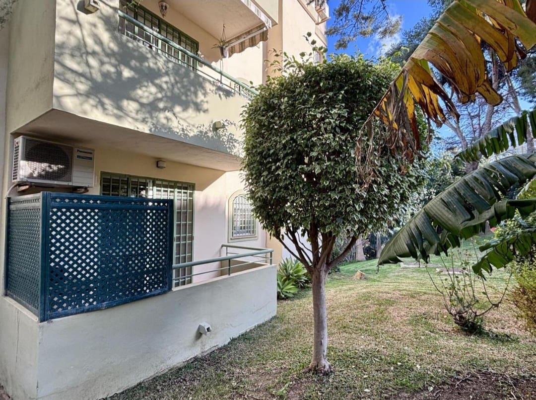 Piso de 3 habitaciones en Torremolinos en venta con piscina garaje - 350.000 € (Ref: 9618994)