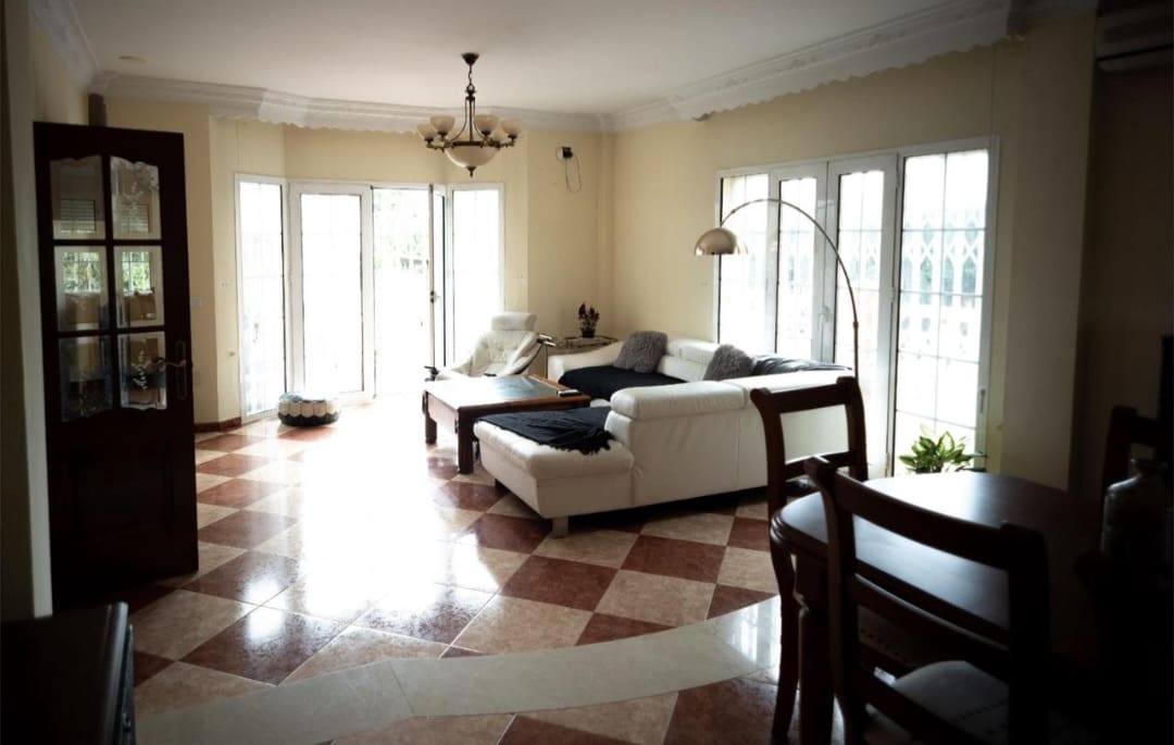 3 bedroom Villa for sale in Malaga city with pool garage - € 1,010,000 (Ref: 9618995)