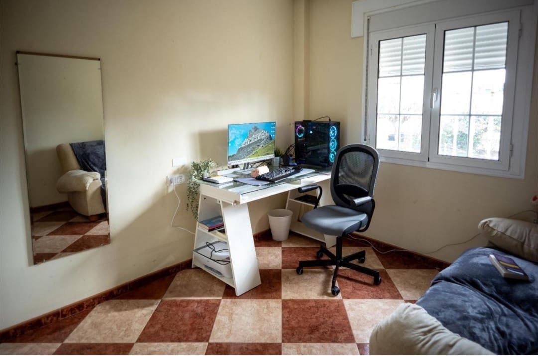 3 bedroom Villa for sale in Malaga city with pool garage - € 1,010,000 (Ref: 9618995)