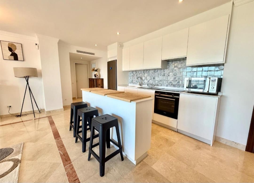 3 chambre Appartement de Plage à vendre à Benahavis avec garage - 544 870 € (Ref: 9629666)