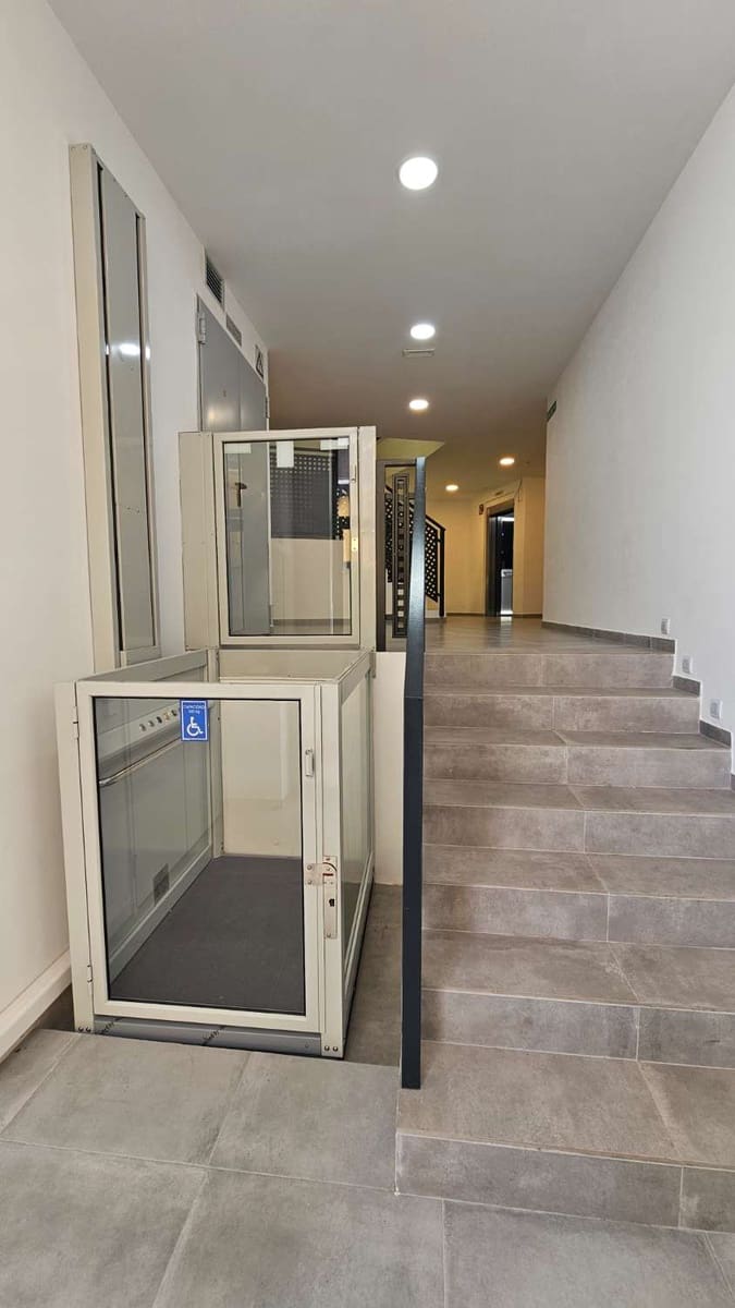 Appartement de Plage de 2 chambres à louer à Rincon de la Victoria - 900 € (Ref: 9629667)