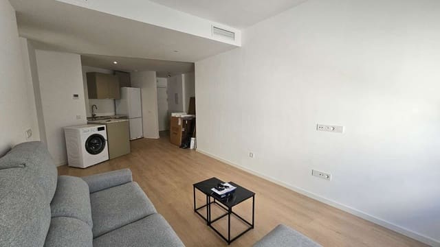 2 Zimmer Strandapartment zu vermieten in Rincón de la Victoria - 900 € (Ref: 9629667)