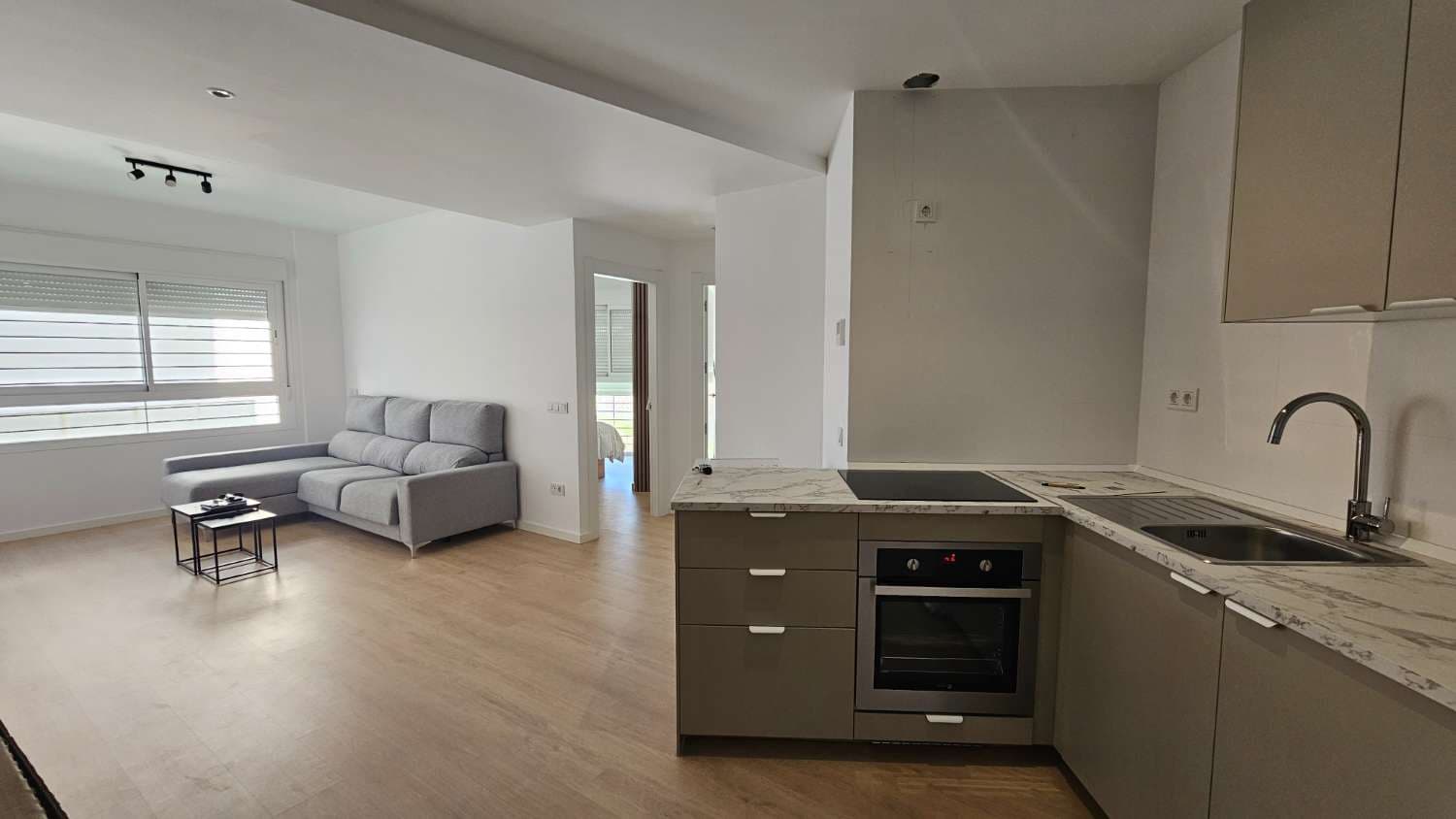 Appartement de Plage de 2 chambres à louer à Rincon de la Victoria - 900 € (Ref: 9629667)