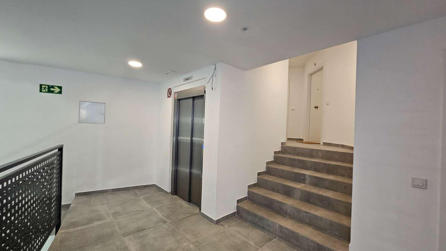 Appartement de Plage de 2 chambres à louer à Rincon de la Victoria - 900 € (Ref: 9629667)