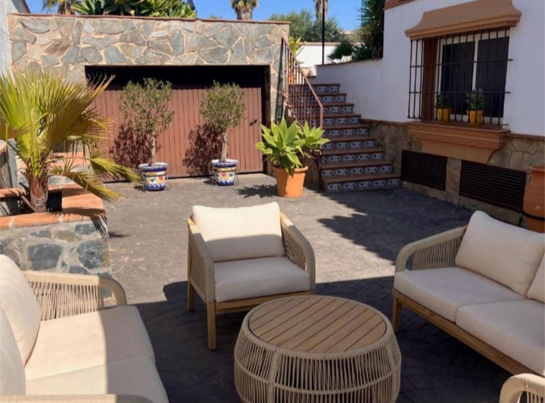 4 sovrum Villa till salu i Alhaurin el Grande med pool garage - 870 000 € (Ref: 9633921)