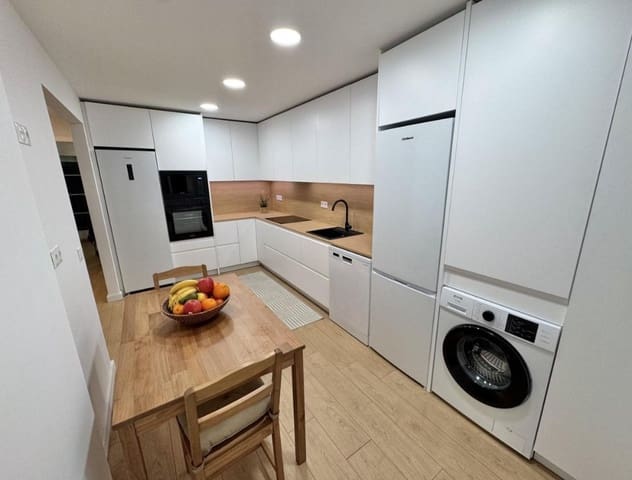 Adosado de 3 habitaciones en Ciudad Jardín, Málaga ciudad en venta con piscina - 650.000 € (Ref: 9658383)