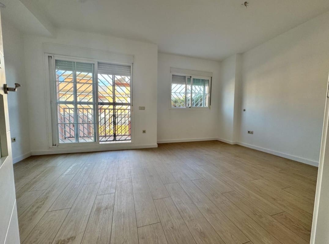 3 camera da letto Villetta a Schiera in vendita in Malaga citta con piscina - 650.000 € (Rif: 9658383)