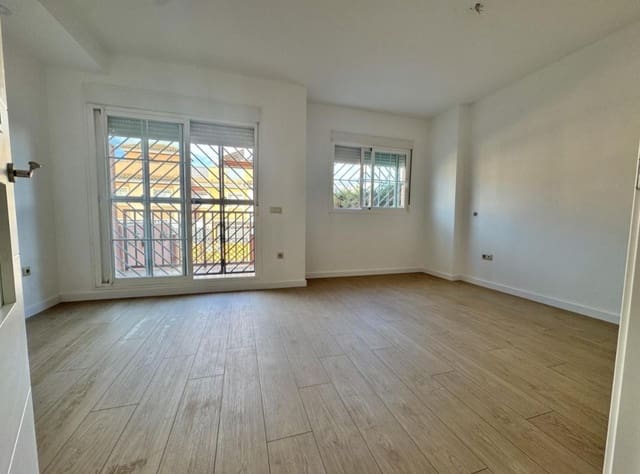 Adosado de 3 habitaciones en Ciudad Jardín, Málaga ciudad en venta con piscina - 650.000 € (Ref: 9658383)