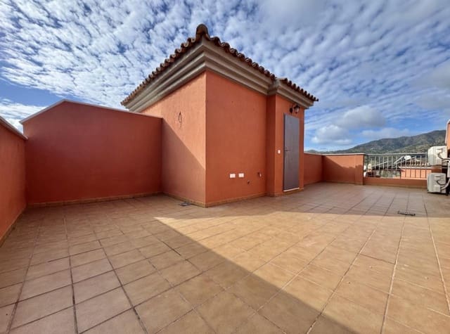 Adosado de 3 habitaciones en Ciudad Jardín, Málaga ciudad en venta con piscina - 650.000 € (Ref: 9658383)