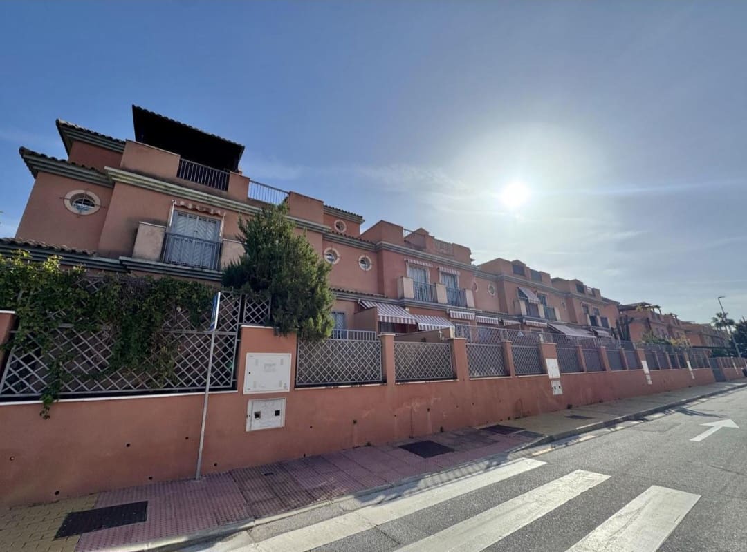 3 camera da letto Villetta a Schiera in vendita in Malaga citta con piscina - 650.000 € (Rif: 9658383)