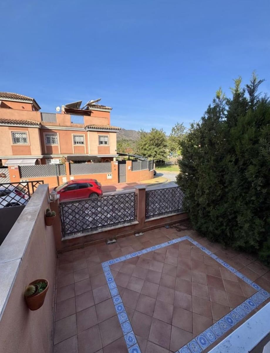 3 camera da letto Villetta a Schiera in vendita in Malaga citta con piscina - 650.000 € (Rif: 9658383)
