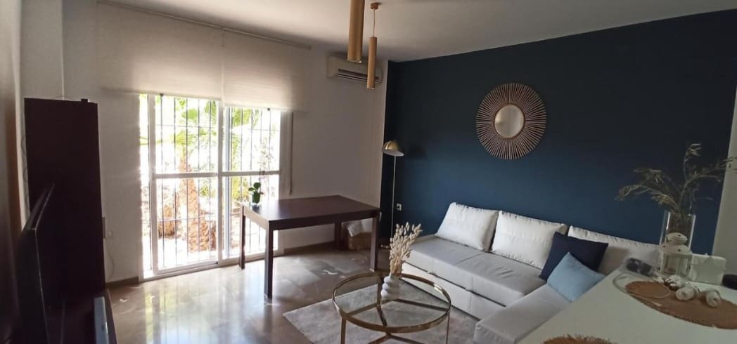 Apartamento Playa de 1 habitación en Rincón de la Victoria en venta con piscina garaje - 252.000 € (Ref: 9660832)