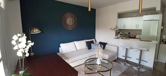 Apartamento Playa de 1 habitación en Rincón de la Victoria en venta con piscina garaje - 252.000 € (Ref: 9660832)