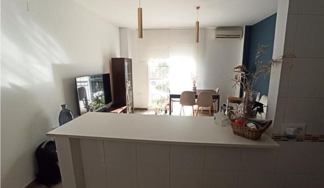 Apartamento Playa de 1 habitación en Rincón de la Victoria en venta con piscina garaje - 252.000 € (Ref: 9660832)