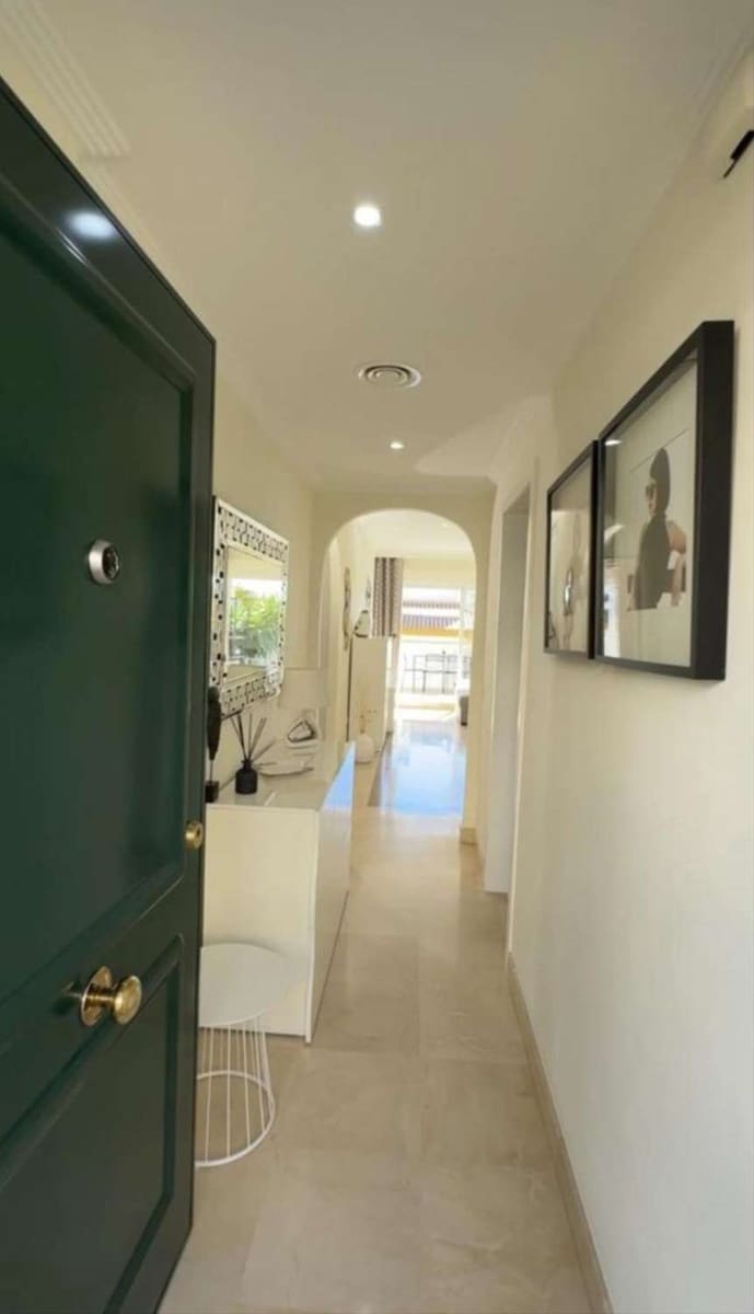 2 bedroom Beach Apartment for sale in Mijas with pool garage - € 355,000 (Ref: 9660834)