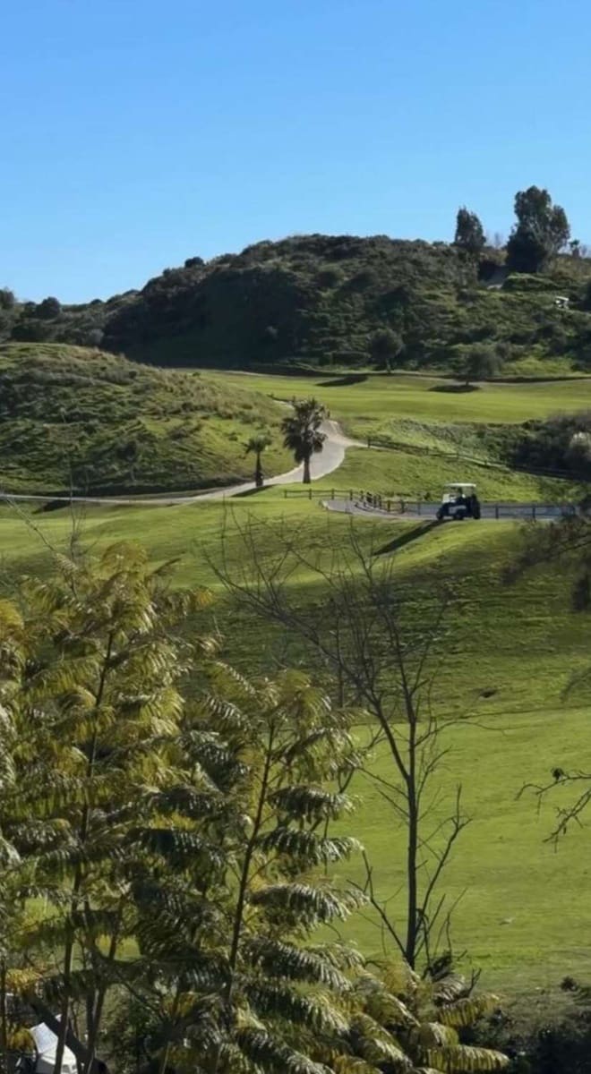 2 bedroom Beach Apartment for sale in Mijas with pool garage - € 355,000 (Ref: 9660834)