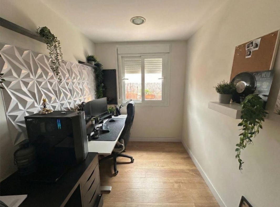 2 bedroom Beach Apartment for sale in Mijas with garage - € 375,000 (Ref: 9663395)